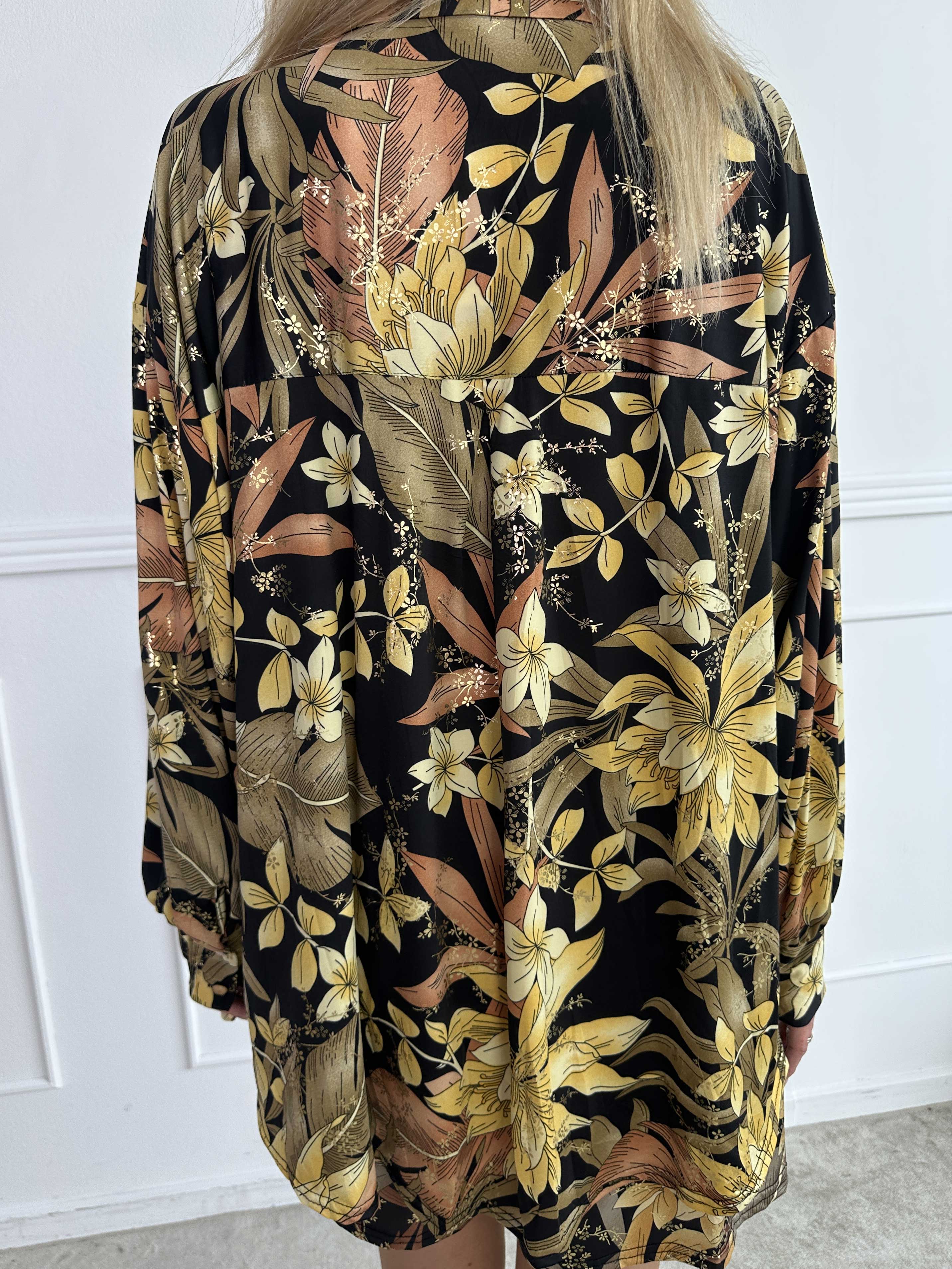 Pamy - Skjorte i elastisk blomstret stof